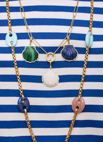 Carved Stone Shell In Diamond Frame Charm