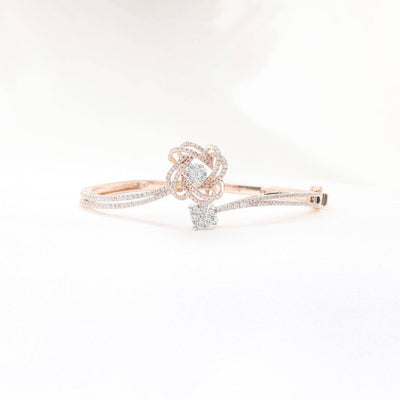 Flower Love Lab Diamond Bracelet