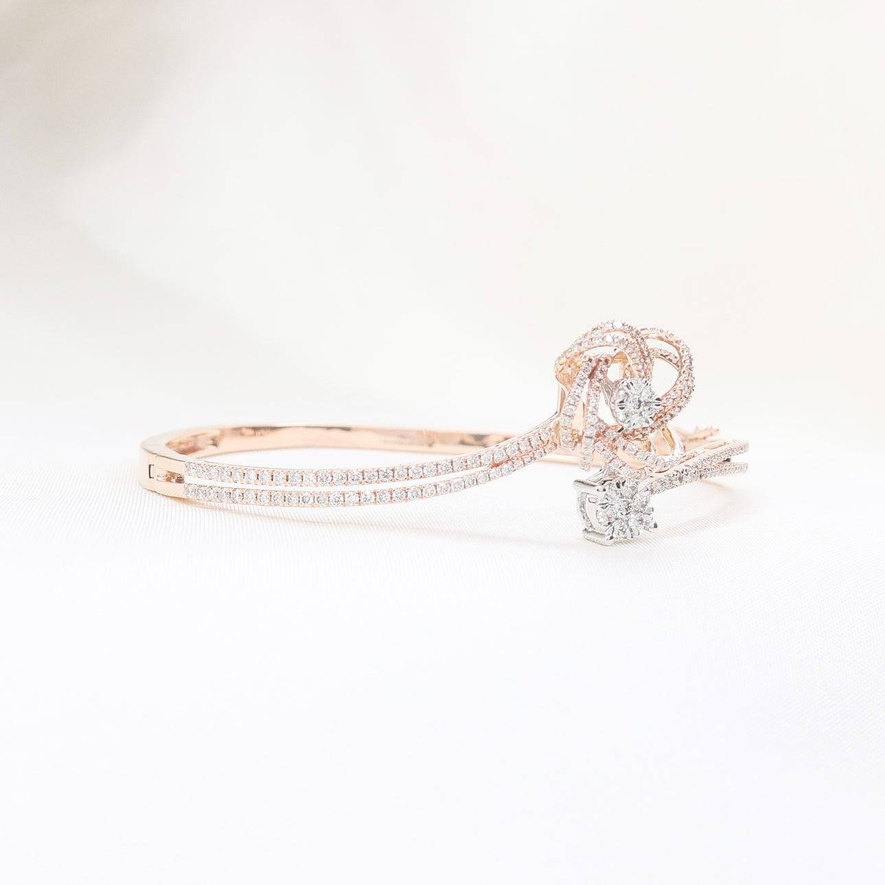 Flower Love Lab Diamond Bracelet