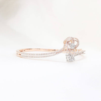 Flower Love Lab Diamond Bracelet